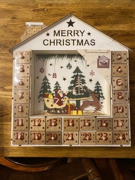 Kalendarz Adwentowy Domek z szufladami drewniany