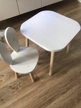 Stoliczek i krzesełko królik drewniane 