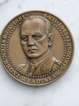 Medal generał Władysław Sikorski, patynowany 