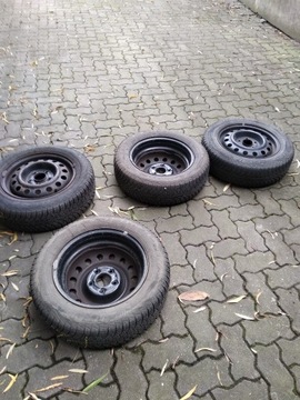 Koła opony zimowe Kia Ceed 5x114,3 R15