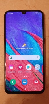 Samsung Galaxy A40 + etui x 2