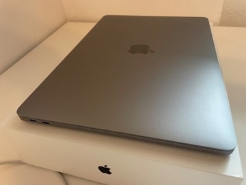 Apple Macbook Pro  i5 2,3GHz 8GB RAM, 256 SSD