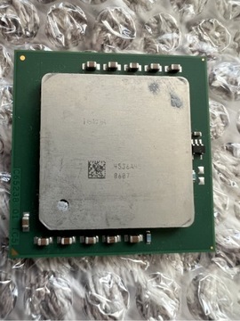 Procesor Intel Xeon SL7ZG