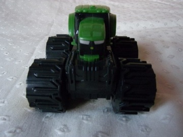 John Deere Monster Treads firmy Tomy 