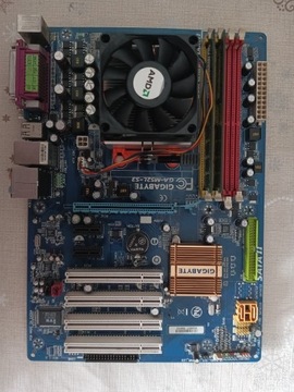 GA-M52L-S3 + AMD Athlon 64 X2 4600+ 2GB