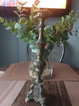 Mosiężny barokowy świecznik 