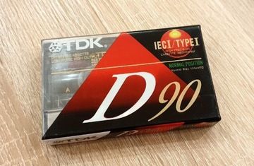 Kaseta magnetofonowa TDK D 90.