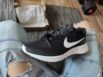 Buty Nike Revolution 6 męskie r. 41 nowe