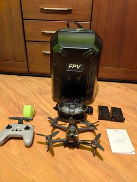 Dron DJI FPV 2 akumulatory + plecak
