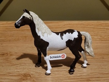 Schleich koń paint gelding wałach figurka 2018