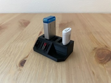 Stojak na karty pamięci MicroSD oraz pendrive