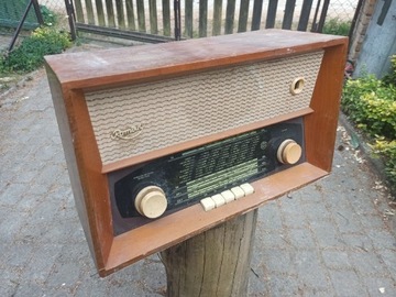Radio Romans uszkodzone