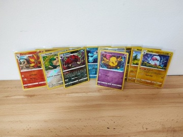 Zestaw 50 Kart Pokemon TCG Reverse Holo