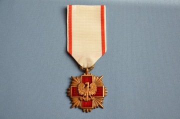 Krzyż PCK. brąz.