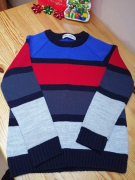 Sweter w paski pasy 128 czerwony niebieski