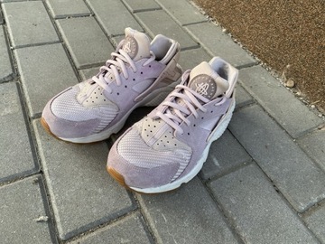 buty sportowe nike huarache fioletowy