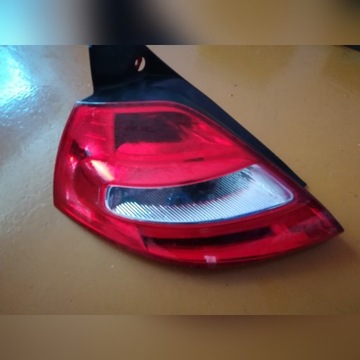 lampa tylnia renault megane II po lifcie lewy tyl