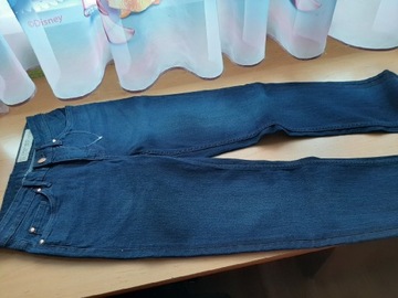 Spodnie jeansowe dla dziewczynki 