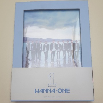 Wanna One 1st Mini Album 1x1=1 To Be One