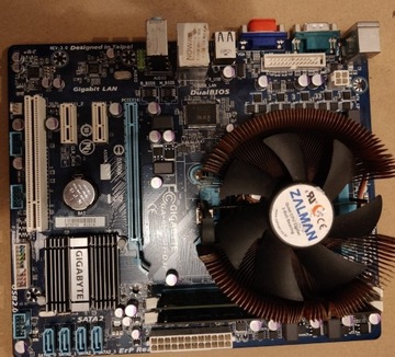 gigabyte m68mt-d3p 2x4GB 8GB Corsair Phenom II x4 