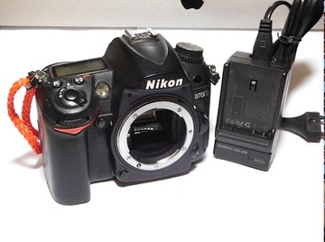 NIKON D7000 BODY PRO Ostrość KOLOR  Super !!!