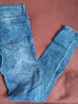 Spodnie jeans rozmiar M
