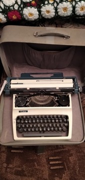 Maszyna do pisania. 