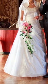 Suknia ślubna biała S