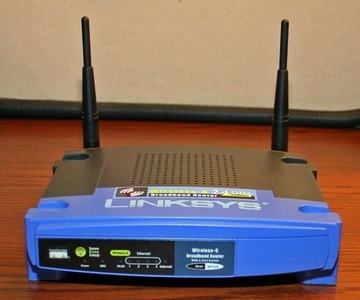 Router Cisco Linksys WRT 54GL TOMATO/DDWRT