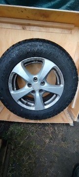 śruby Peugeot felgi 16" opony Toyo 235/60R16C