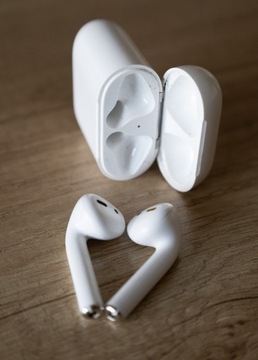 Słuchawki Apple Airpods 2