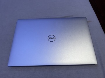 Dell XPS 7590 15 i9/1TB SSD/16GB/GTX1650 UHD OLED 