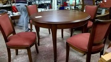 stół i cztery krzesła stylowe