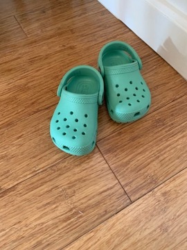 Crocs klapki sandały dziecięce roz C5 17-18