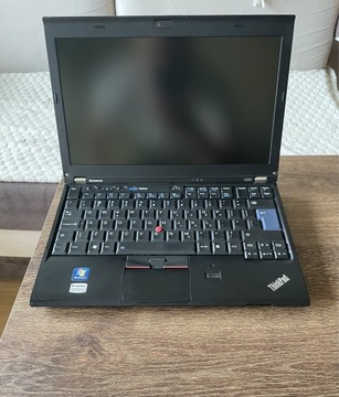 Laptop Lenovo ThinkPad x220. 12,5/I5/8 GB ram/SSD