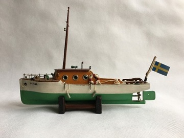 Model łodzi, motorówki, kutra.