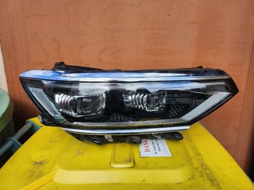 Reflektor prawy  FULL LED MATRIX Passat B8 