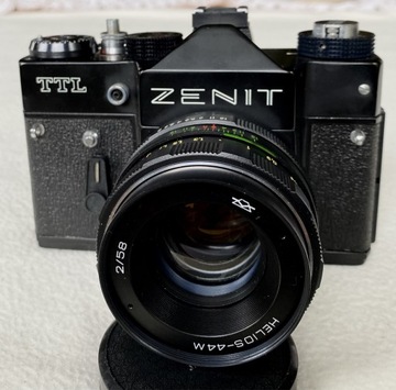 Zenit TTL z obiektywem Helios 44M jak nowy 