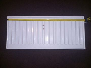 Grzejnik PURMO panelowy 700 mm + termostat