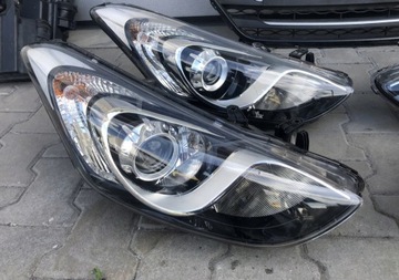 Lampa prawa reflektor Hyundai i30 2 II z doświetl.