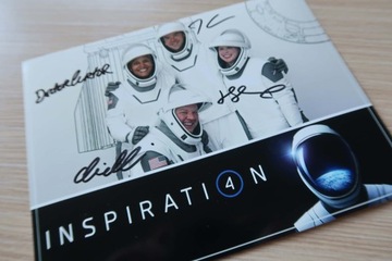 Inspiration4 aitograf astronautów SpaceX NASA Musk