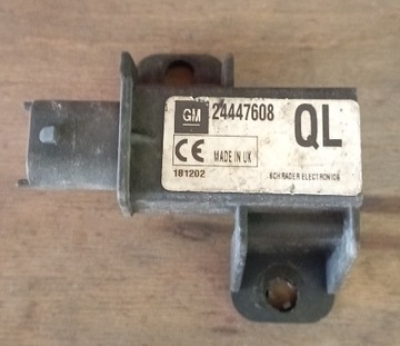 Czujnik ciśnienia opon Opel Vectra C GM 24447608 QL