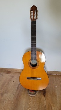 Gitara Yamaha c40