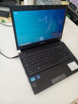 Laptop Toshiba Satellite R830-1D8 i5 stan bdb+