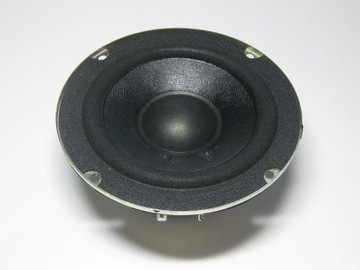 Głośnik niskotonowy 15W 4om 130mm - 5.25''