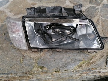 Reflektor lampa kierunkowskaz Peugeot 405