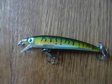 Wobler HOKKAIDO Slim Minnow  pływają 4g /7mm