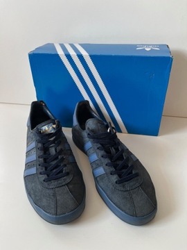 Buty Adidas Broomfield granat. rozm.43