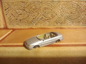 Cararama Hongwell Volvo C70 1/72