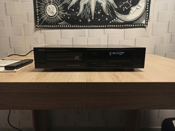 Odtwarzacz CD DENON DCD-520 z pilotem